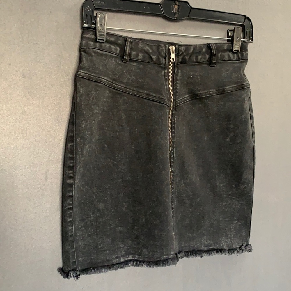Black zip up skirt